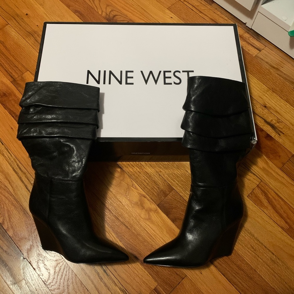 Nine West Vernese wedge Boot 5 1/2